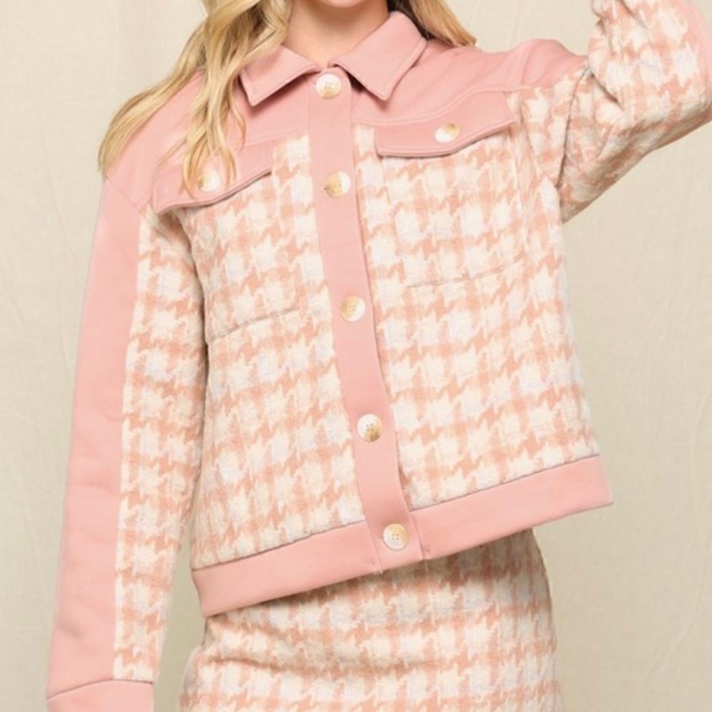 Blush pink houndstooth shacket